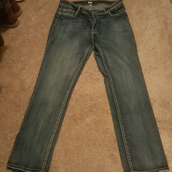 Reba jeans size 12 regular length no stretch to it