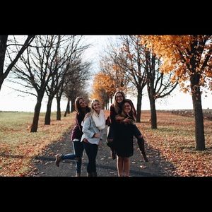 Meet your Posher, Alli