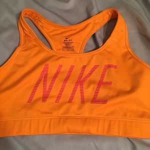 Nike driFit sports bra size LG