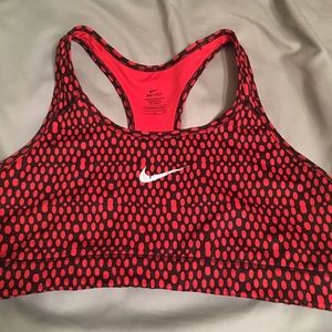 Nike driFit sports bra size LG