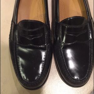 Cole Haan loafer - like new