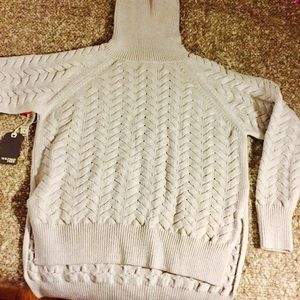 NWT Wilfred Free Lin sweater, size S