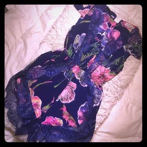 SIZE 8 | SHOWPO FLORAL LACE ROMPER