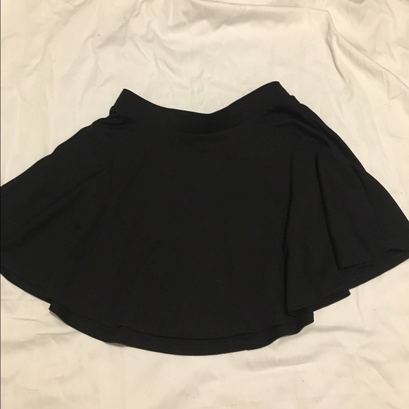 Black skirt