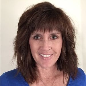 Meet your Posher, Robyn