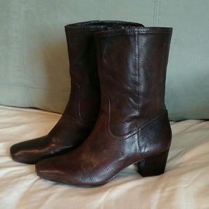 NWOT Brown Leather Boots