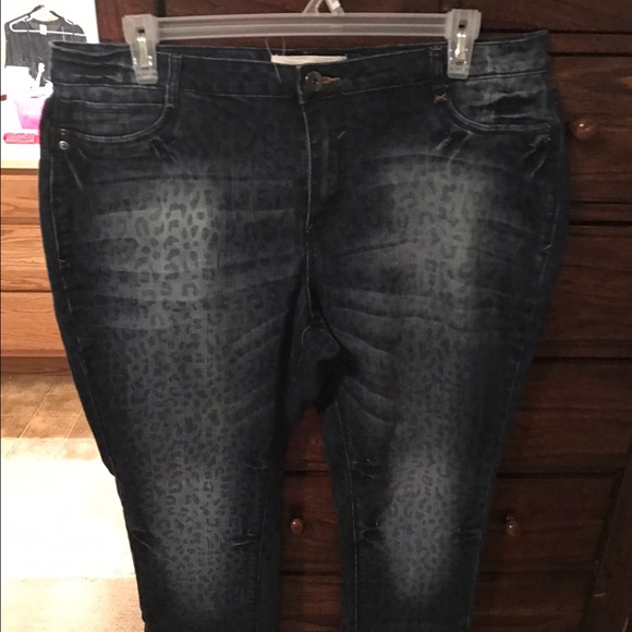 Leopard print jeans