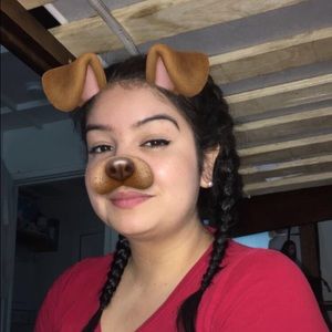 Meet your Posher, Ivania