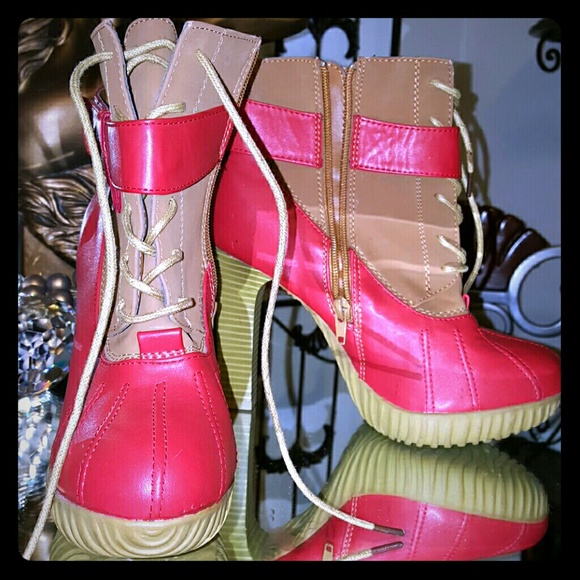 NWOT Baby Phat Booties (TIARA)