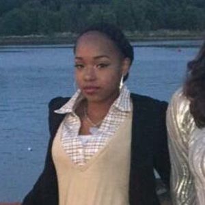 Meet your Posher, Ria'may