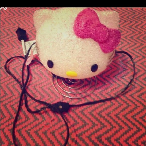 Hello Kitty stuff - Picture 1 of 4