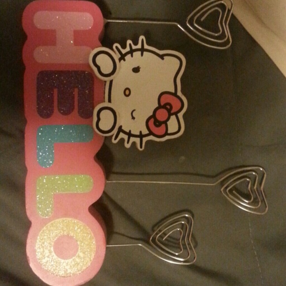 Hello Kitty stuff - Picture 4 of 4