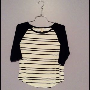 Black & White Striped 3/4 Sleeve Tee