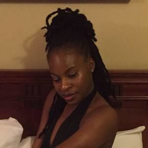 Meet your Posher, Regina