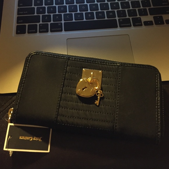Juicy couture wallet