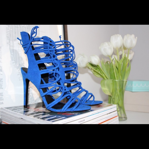 Blue Zara heels - Picture 1 of 4