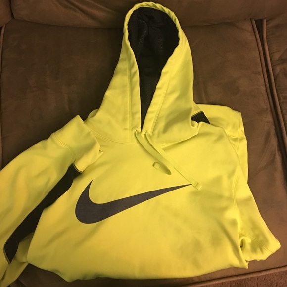 Nike thermafit hoodie