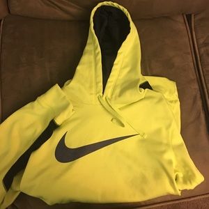 Nike thermafit hoodie