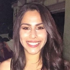 Meet your Posher, Mayra