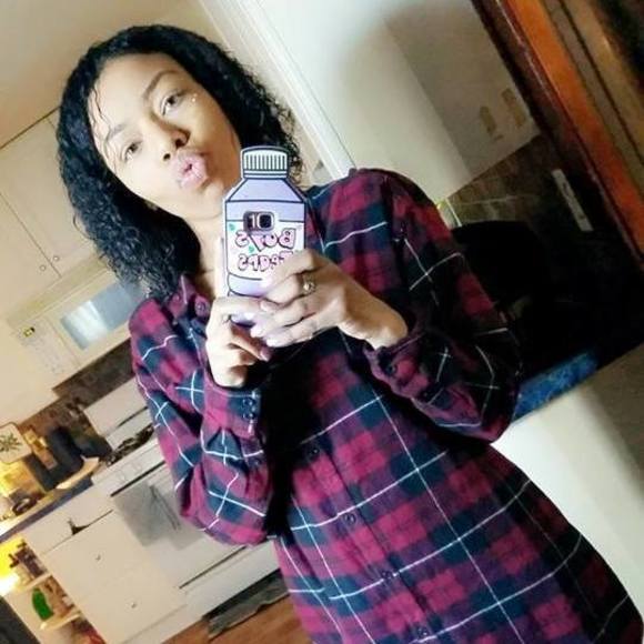 Meet your Posher, Yvette