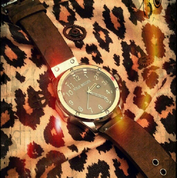 Steve Madden women's Leather Watch NWOT