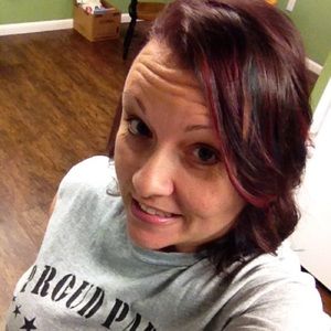 Meet your Posher, Stephanie