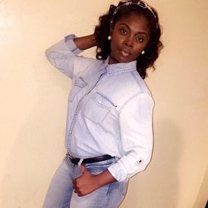 Meet your Posher, Shanequa