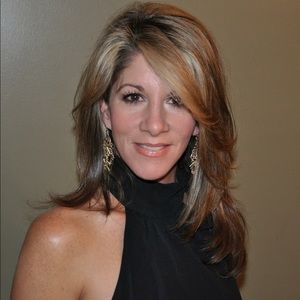 Meet your Posher, Jana