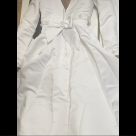 Vintage Wedding👗$1,500- Mon Amie Bridal, Newport - Picture 7 of 8