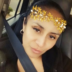 Meet your Posher, Rita