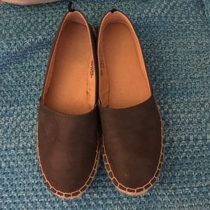 Espadrille loafers size 6