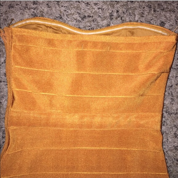 10 MIN SALE!🔥GORGEOUS RUSTY BANDAGE DRESS - Picture 3 of 4