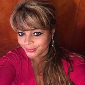 Meet your Posher, Carmen