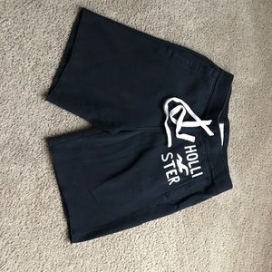 Hollister sweat shorts size small Navy blue