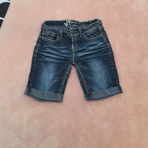 Size 1 Wallflower bermuda shorts