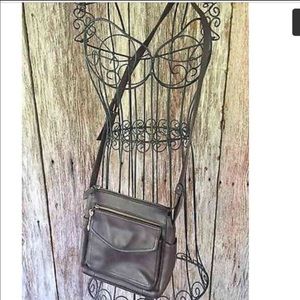 Bnwot.... Brown Fossil leather purse