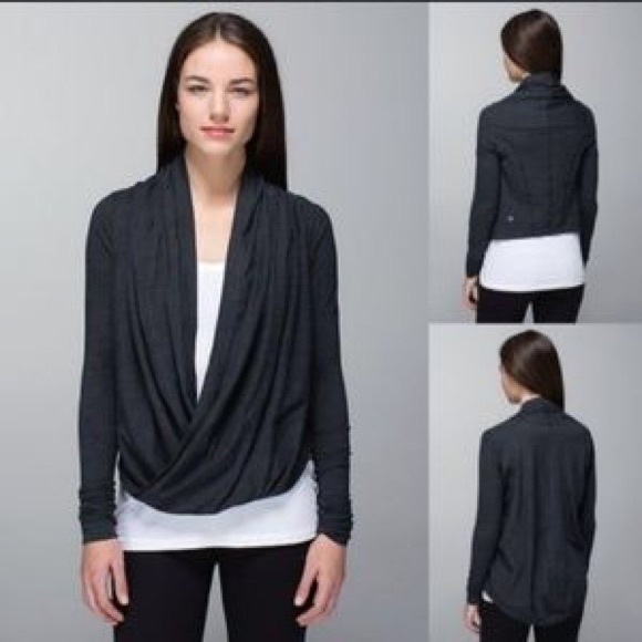 Lululemon Iconic Wrap top