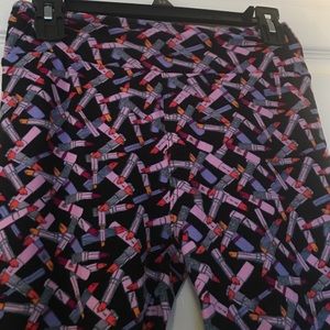 UNICORN 🦄 Lipstick OS leggings Lularoe
