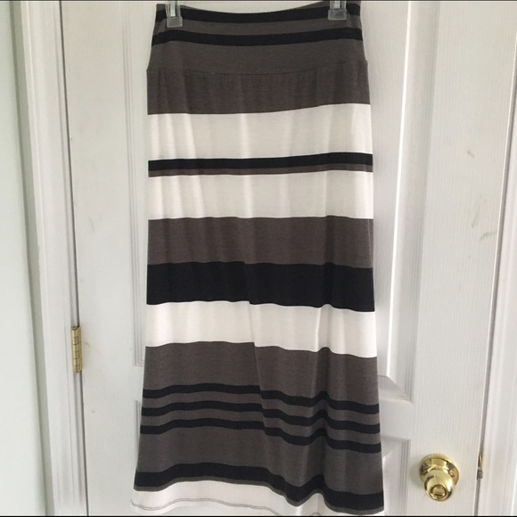 Striped maxi skirt - Picture 3 of 4
