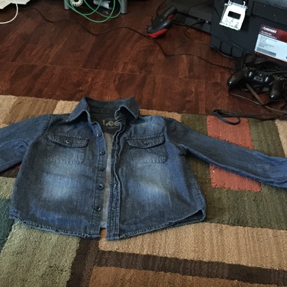 🔴sold with bundle🔴 Denim top size 4