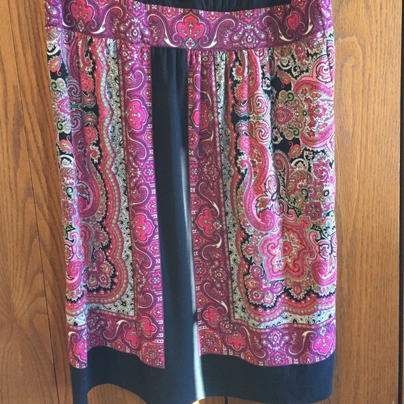 Super cute and flattering Dress Barn dress! - Picture 3 of 3