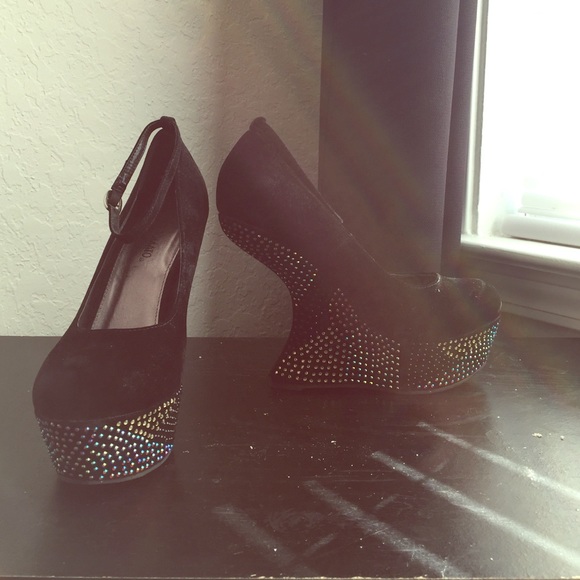 No heel, heels