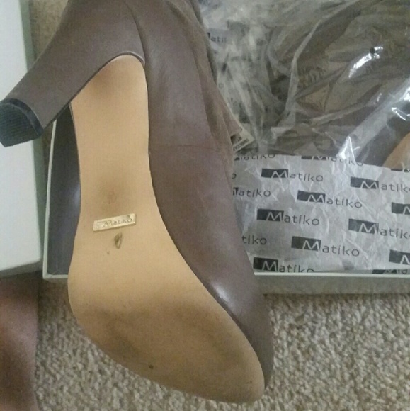 Boots - Picture 2 of 4