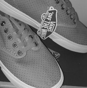 Vans Camden Perforated Leather Sneaker
