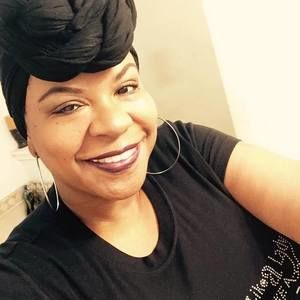 Meet your Posher, Katina