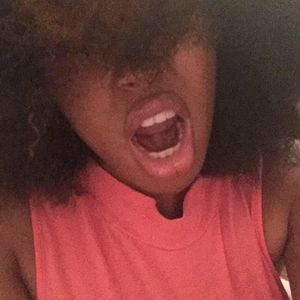 Meet your Posher, Lynn