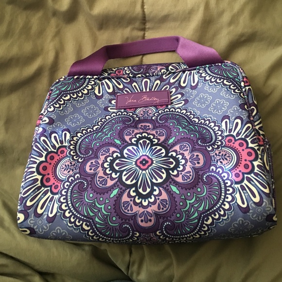 Vera Bradley lighten up lunch bag