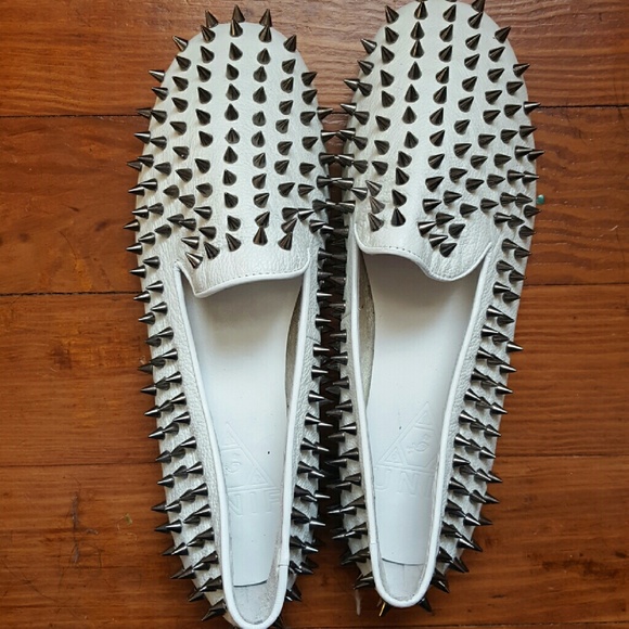 UNIF HELLRAISERS LEATHER WHITE WOMEN'S 9