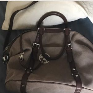 Width 12.6 in, Height 10.6 in, Depth 4.3 in.