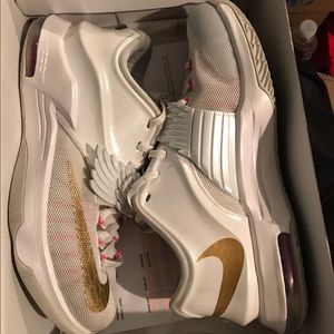 KD 7 Aunt Pearls size 8.5